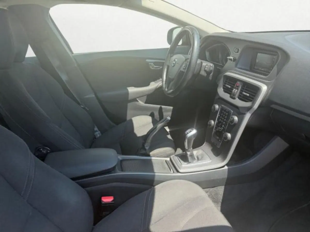 Volvo V40 usata a Treviso (11)