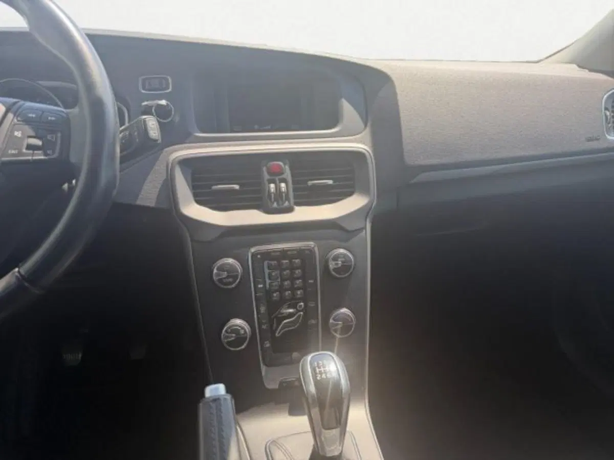 Volvo V40 usata a Treviso (16)