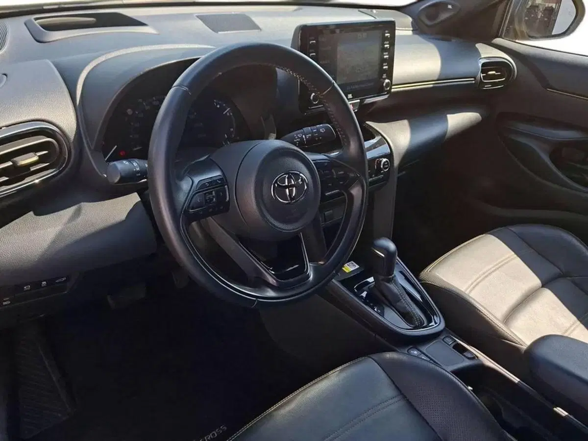 Toyota Yaris Cross usata a Torino (13)