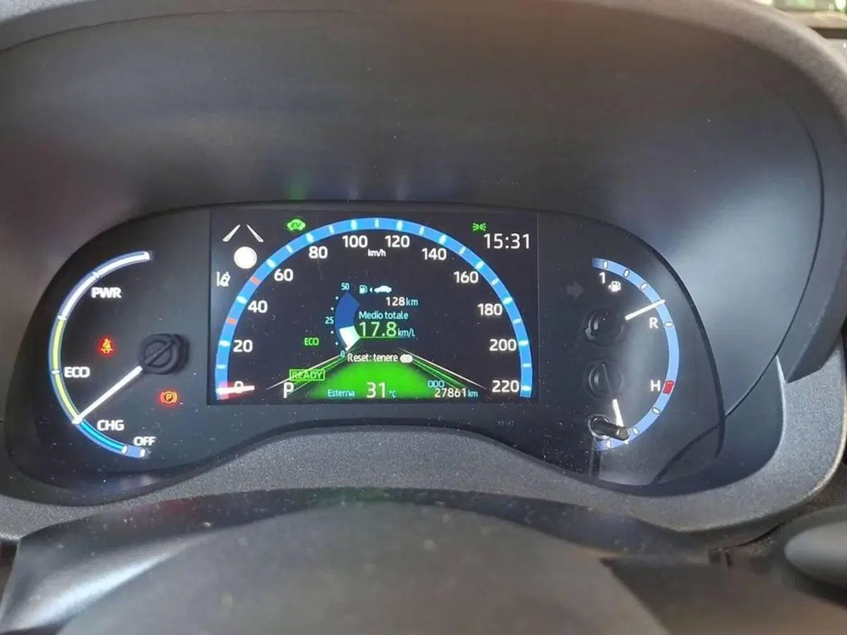 Toyota Yaris Cross usata a Torino (9)