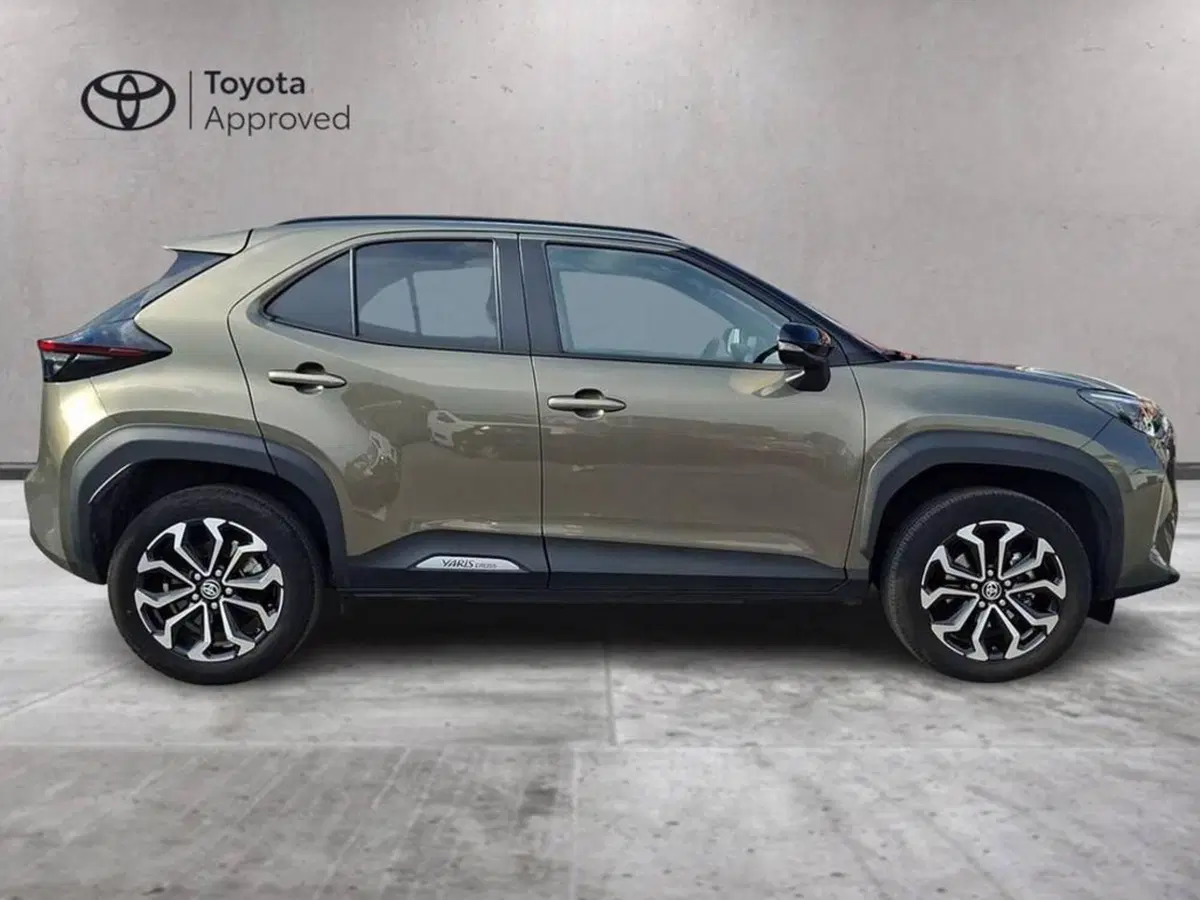 Toyota Yaris Cross usata a Torino (6)