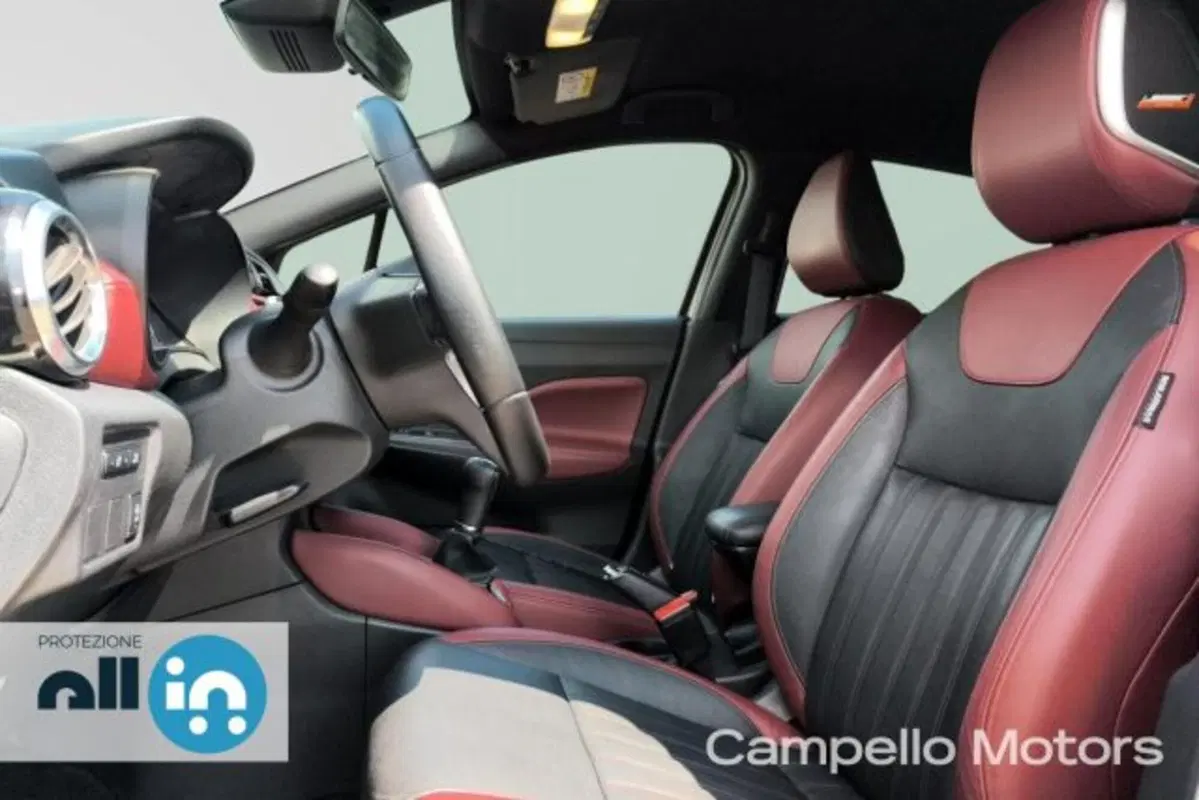 Nissan Micra usata a Venezia (5)