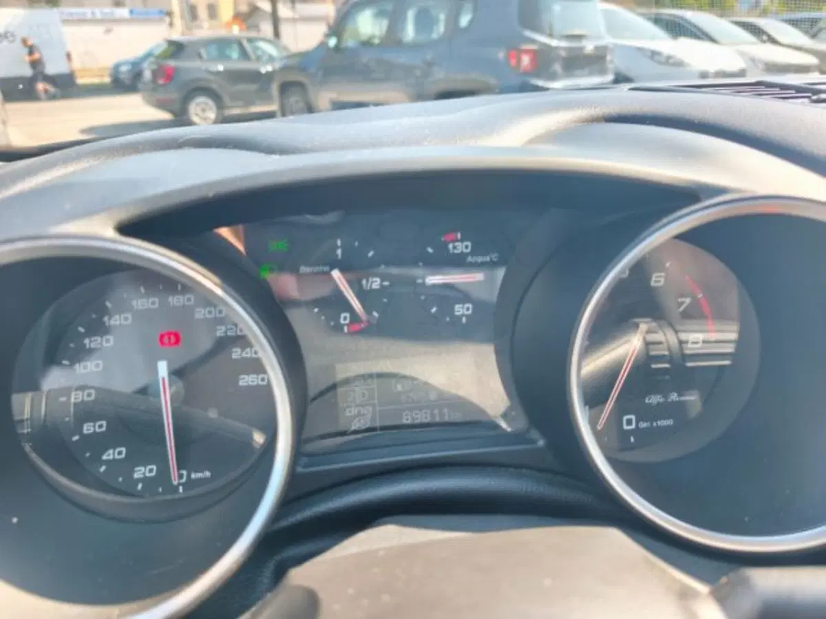 Alfa Romeo Giulietta usata a Firenze (17)