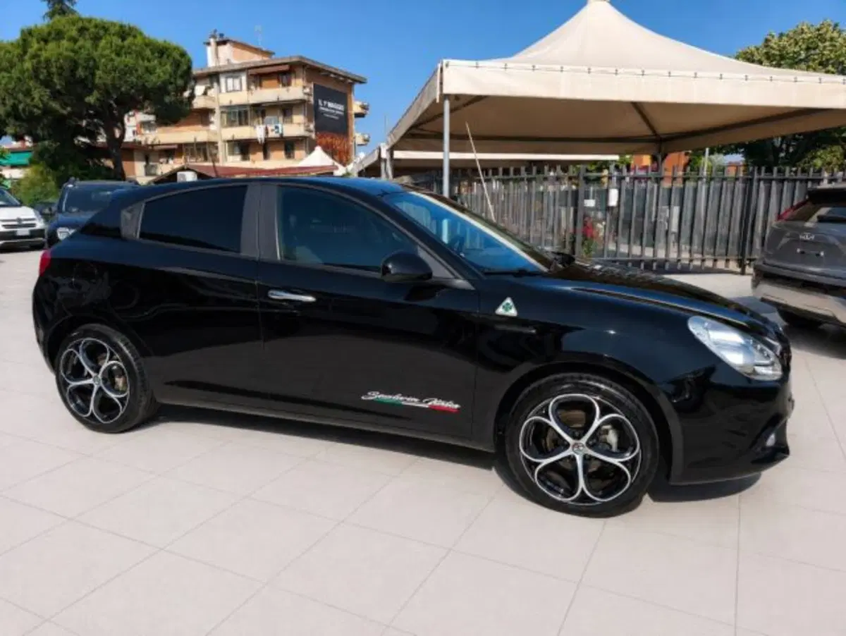 Alfa Romeo Giulietta usata a Firenze (4)