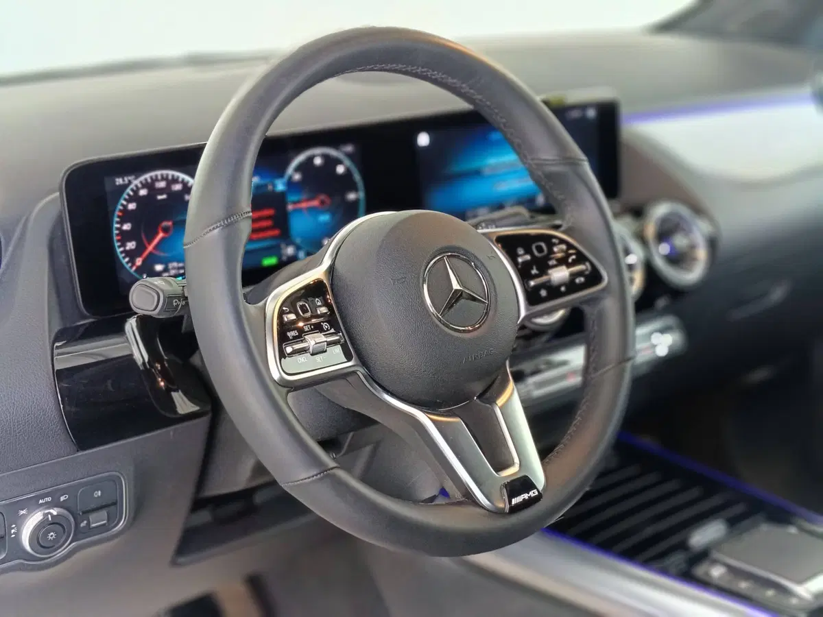 Mercedes-Benz EQA usata a Ascoli Piceno (16)