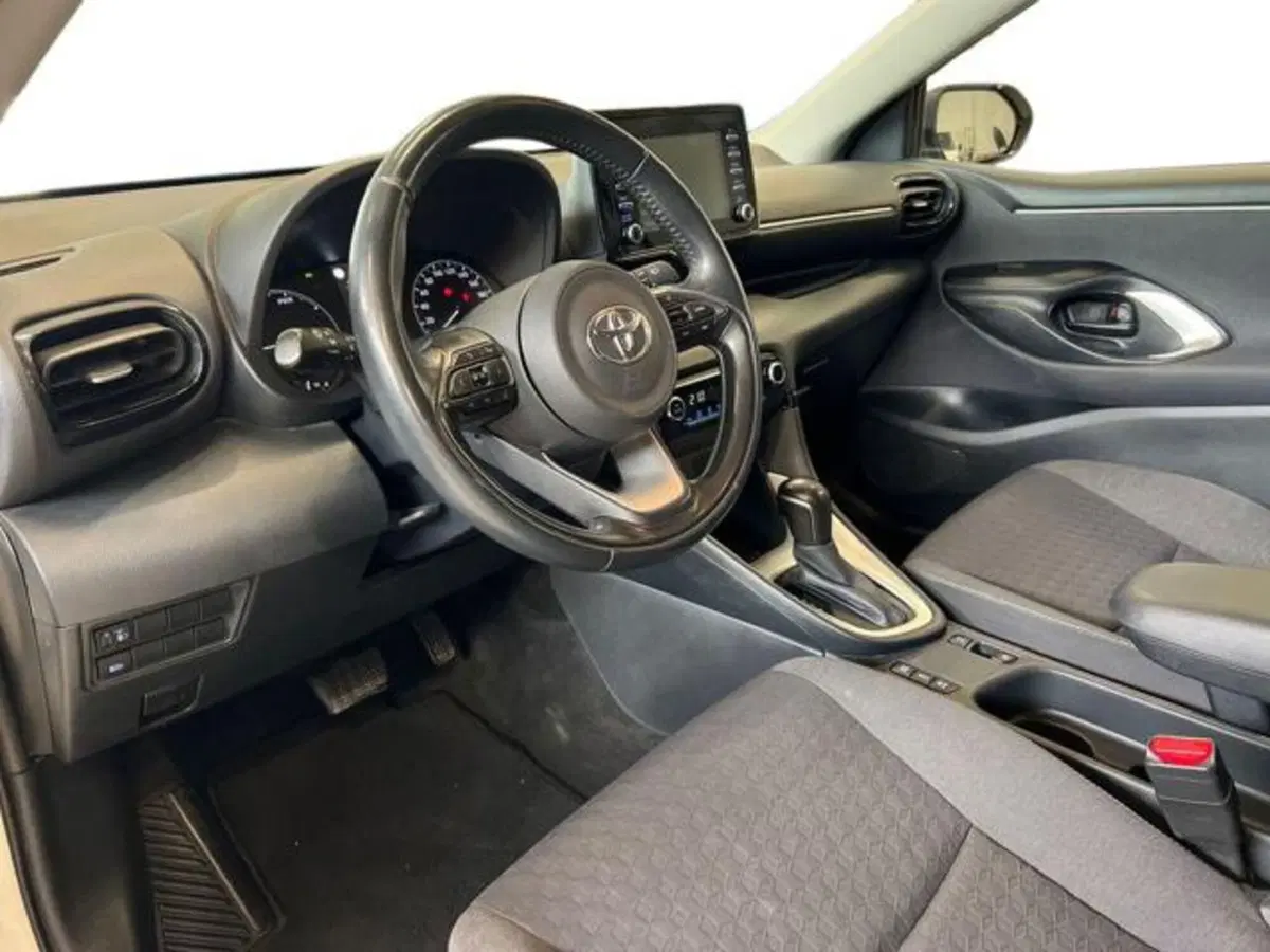 Toyota Yaris Cross usata a Vercelli (6)