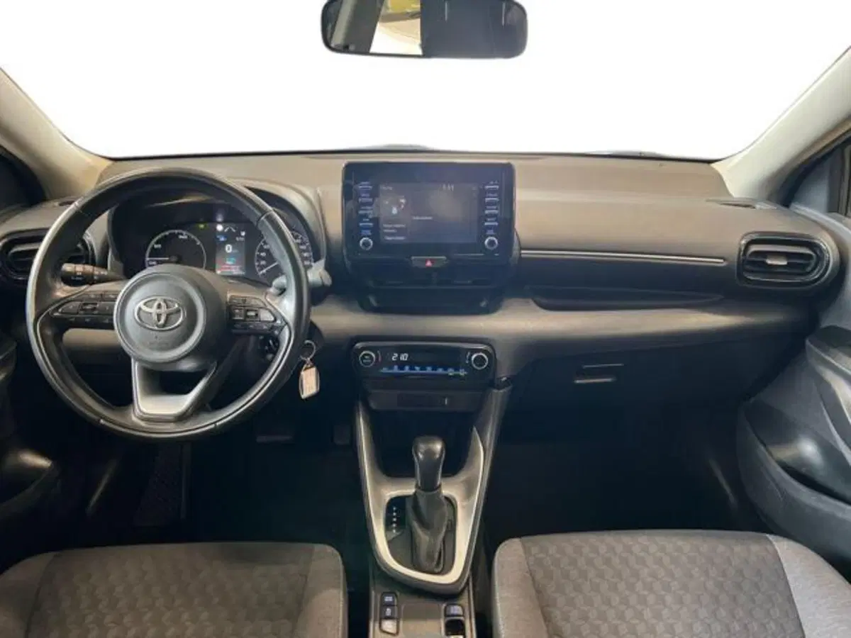 Toyota Yaris Cross usata a Vercelli (9)