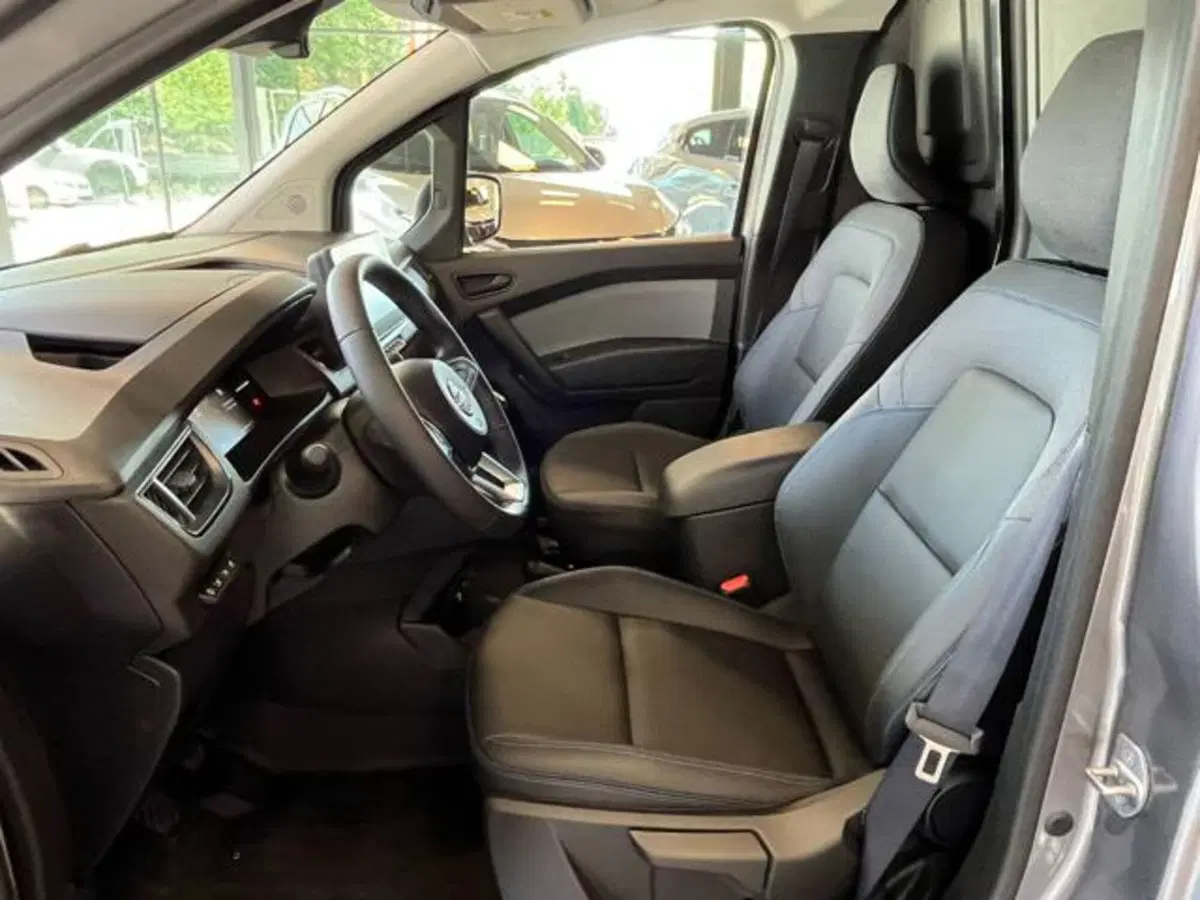Nissan Townstar nuova a Como (7)