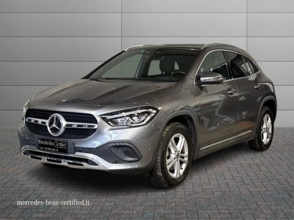 Mercedes-Benz GLA SUV usata a Bologna