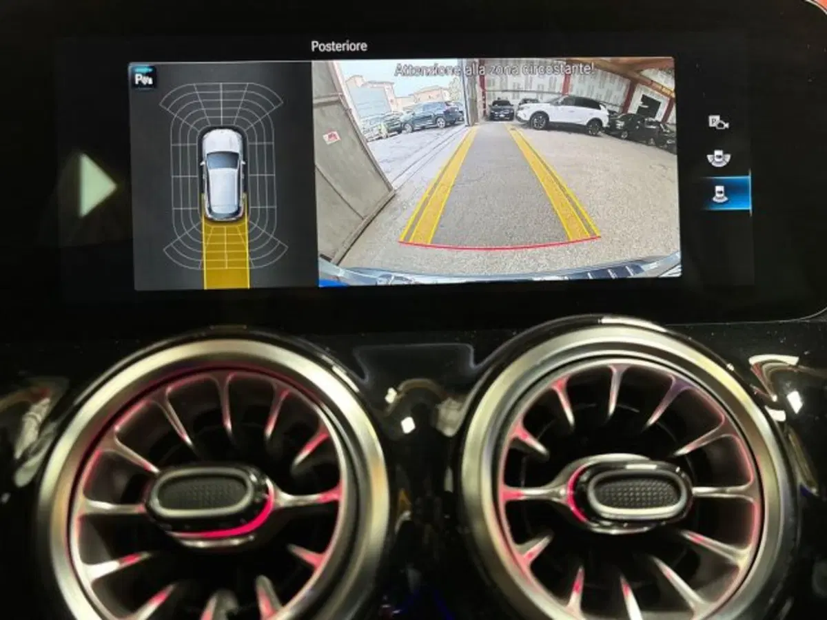 Mercedes-Benz GLA SUV usata a Bologna (12)