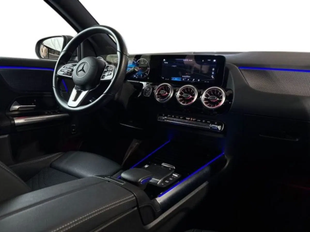 Mercedes-Benz GLA SUV usata a Bologna (15)