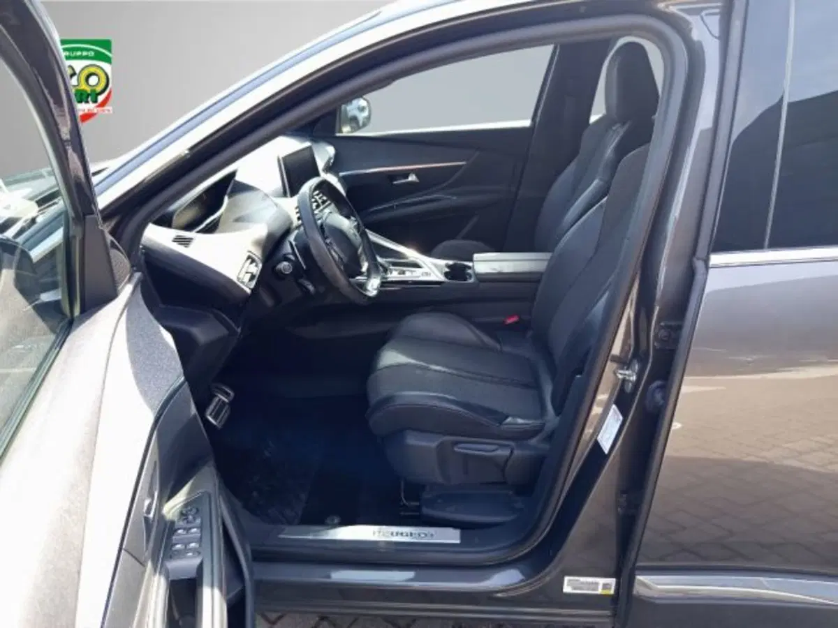 Peugeot 3008 usata a Frosinone (19)