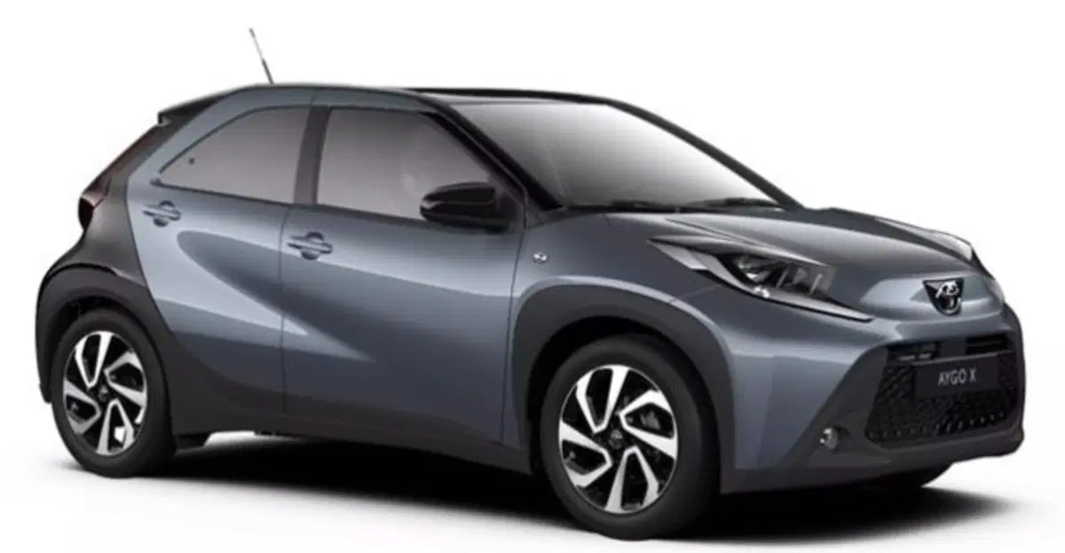 Toyota Aygo X nuova a Roma (4)