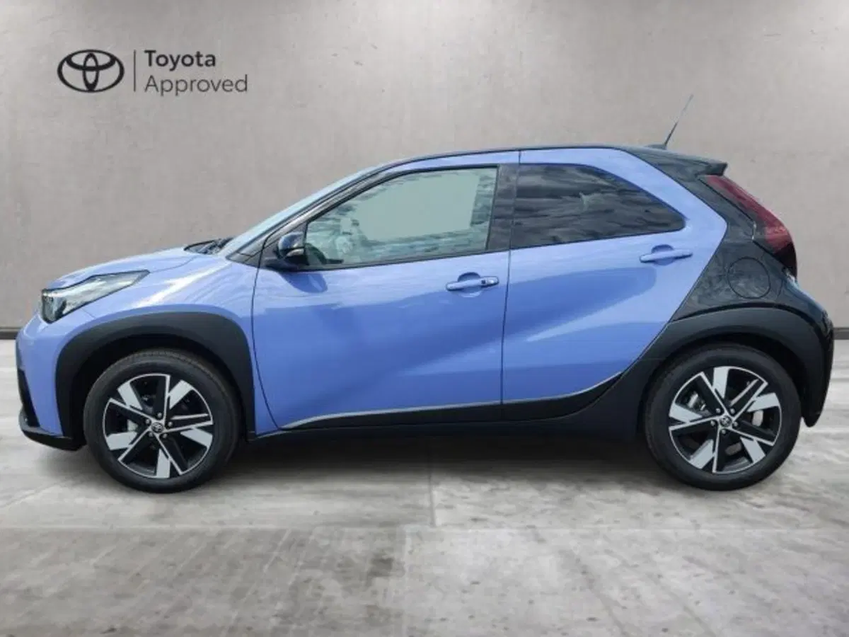 Toyota Aygo X nuova a Roma (3)