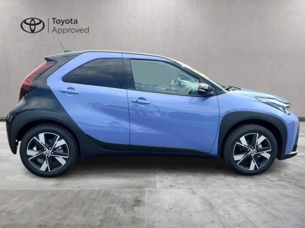 Toyota Aygo X nuova a Roma (4)
