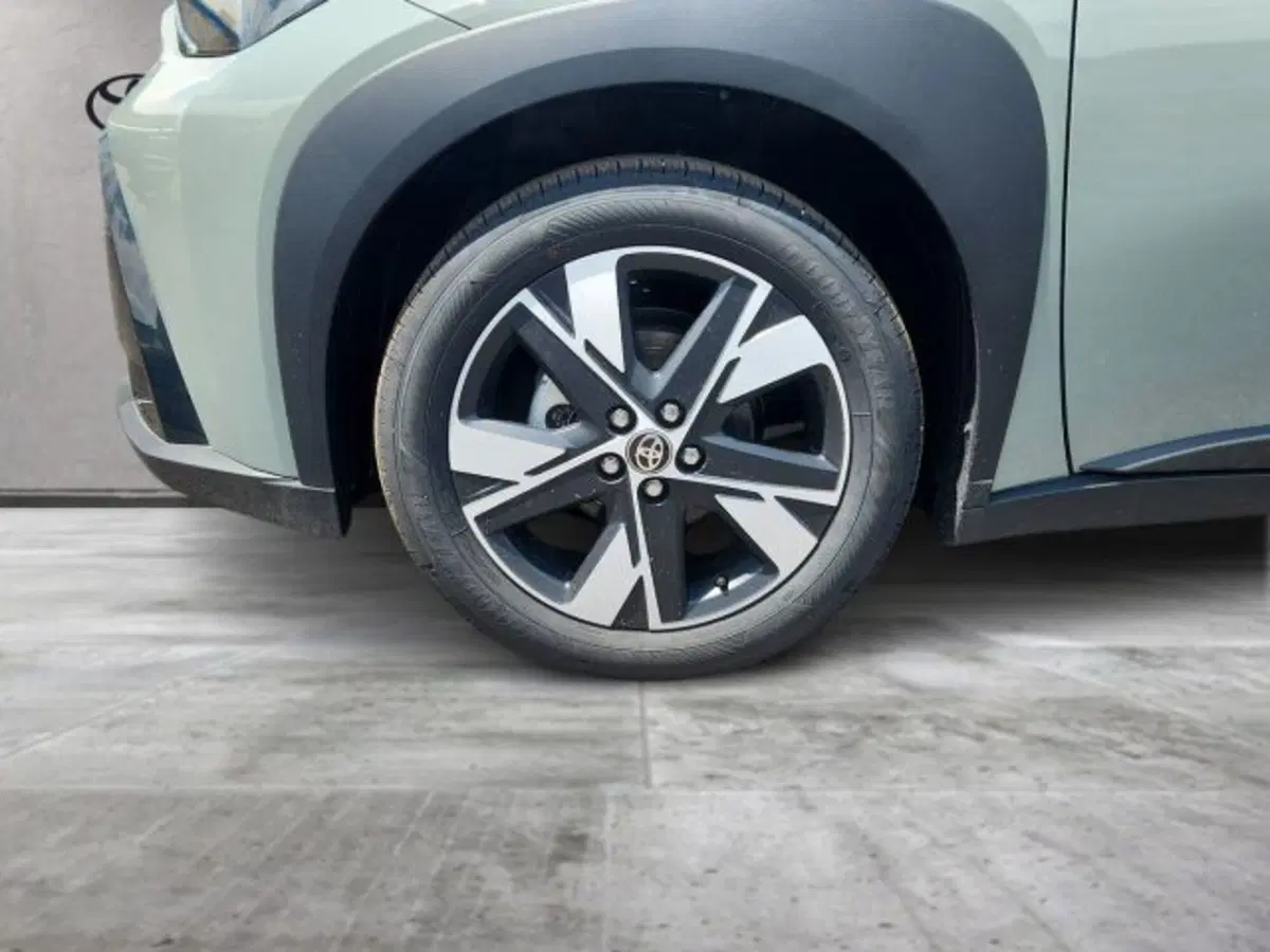 Toyota Aygo X nuova a Roma (14)