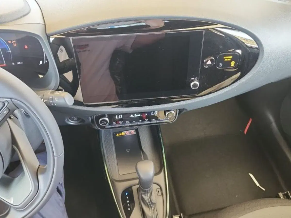 Toyota Aygo X nuova a Roma (10)
