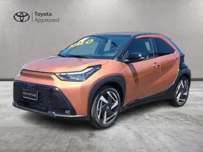 Toyota Aygo X 1.5 hybrid e-cvt nuova a Roma