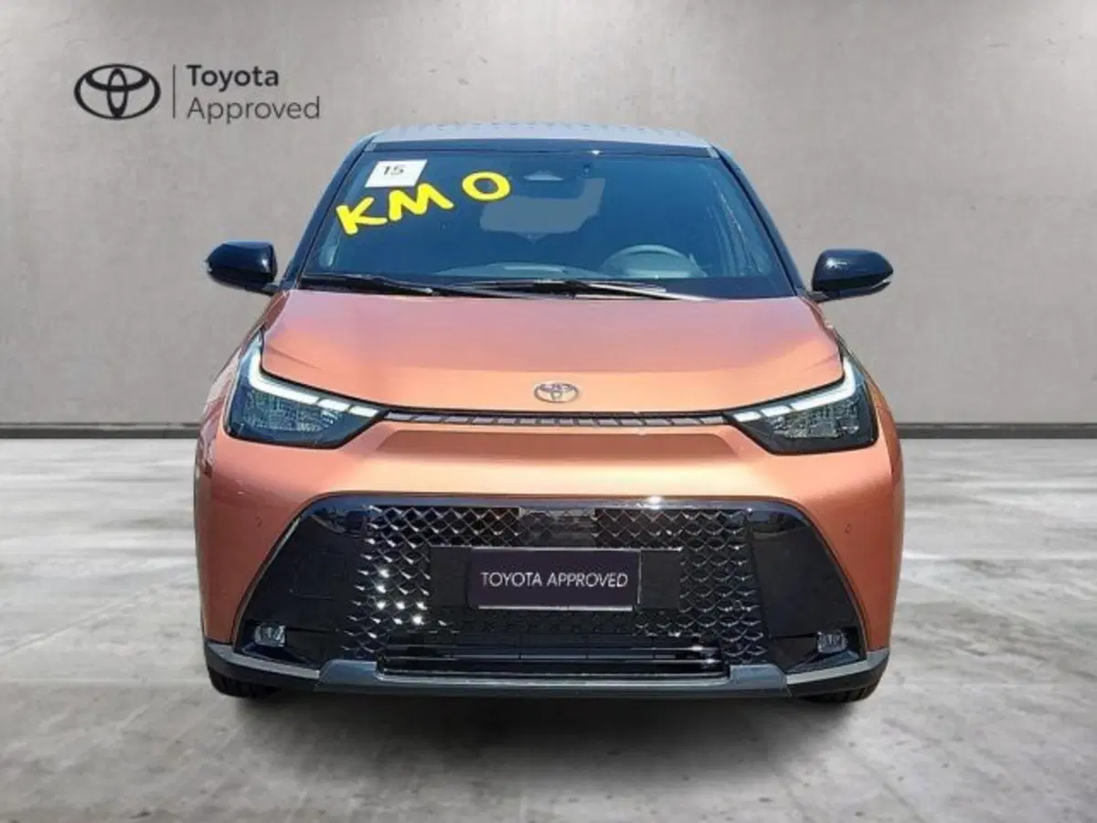 Toyota Aygo X nuova a Roma (13)