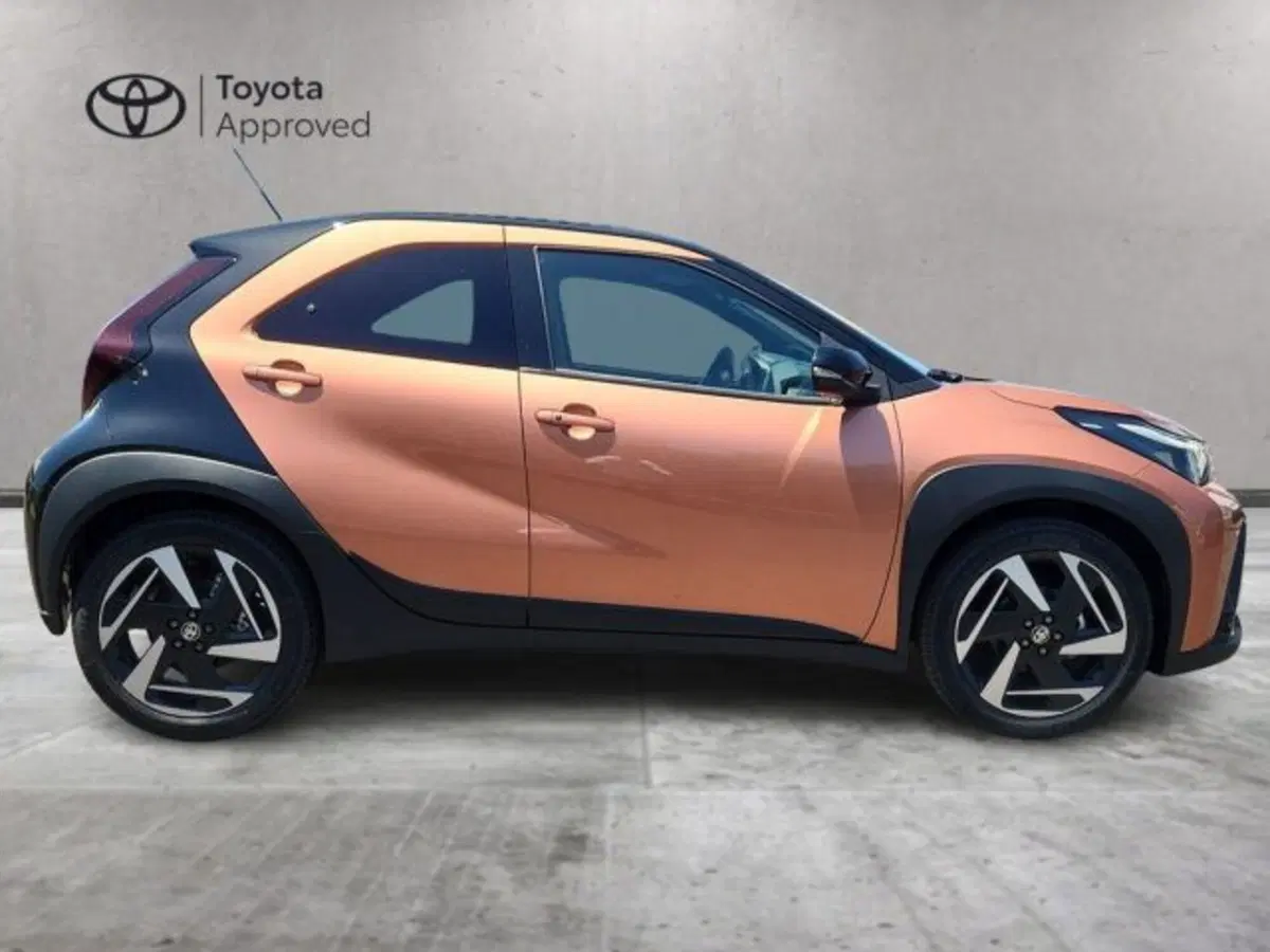 Toyota Aygo X nuova a Roma (4)