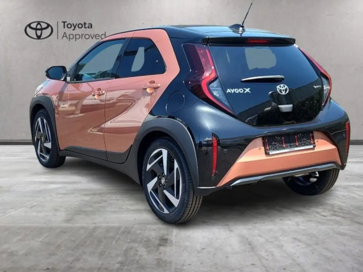 Toyota Aygo X nuova a Roma (5)