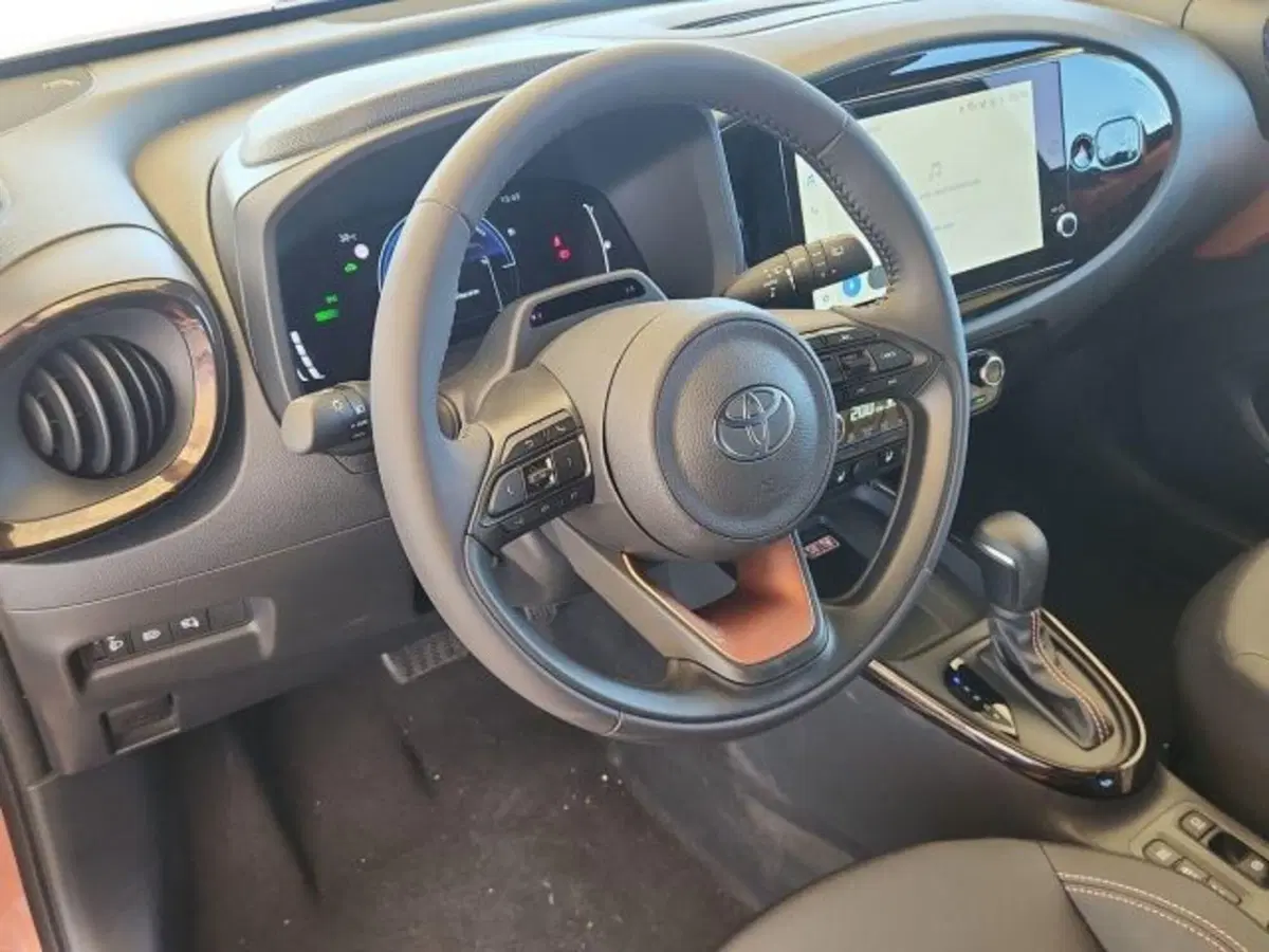 Toyota Aygo X nuova a Roma (7)