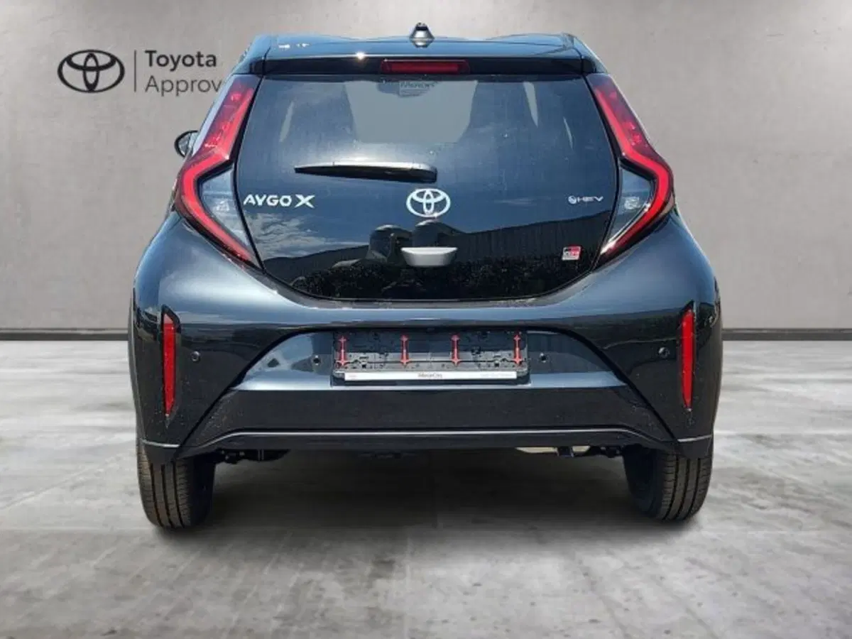 Toyota Aygo X nuova a Roma (12)