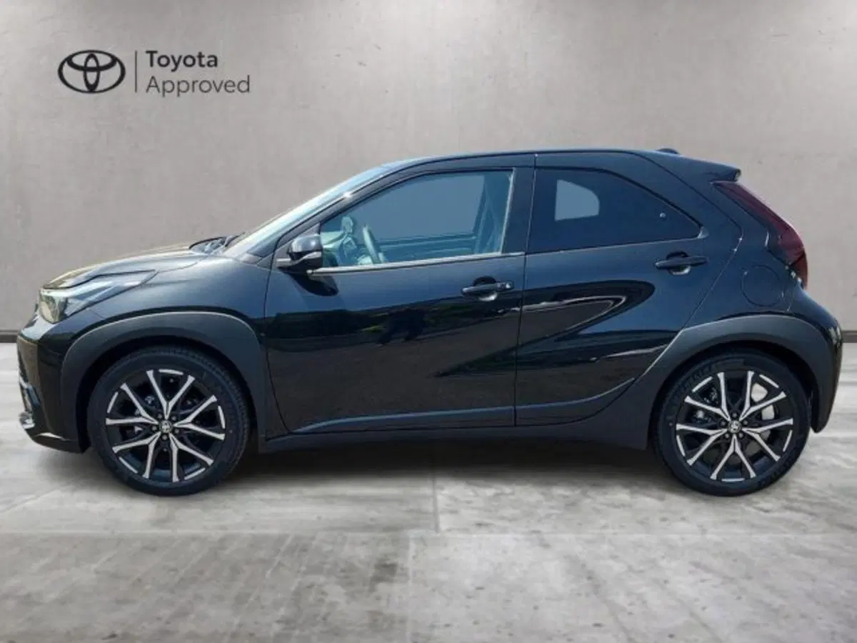 Toyota Aygo X nuova a Roma (3)