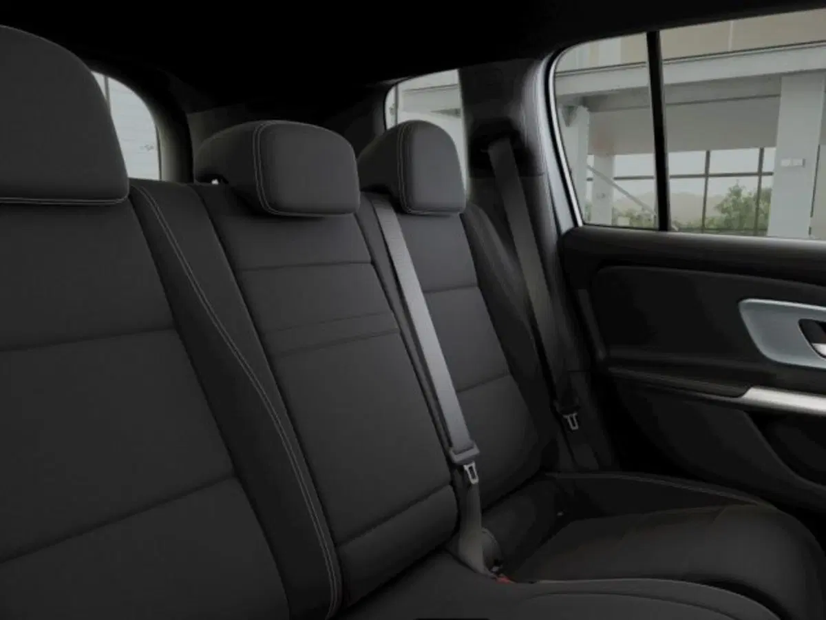 Mercedes-Benz GLB EQ nuova a Verona (6)