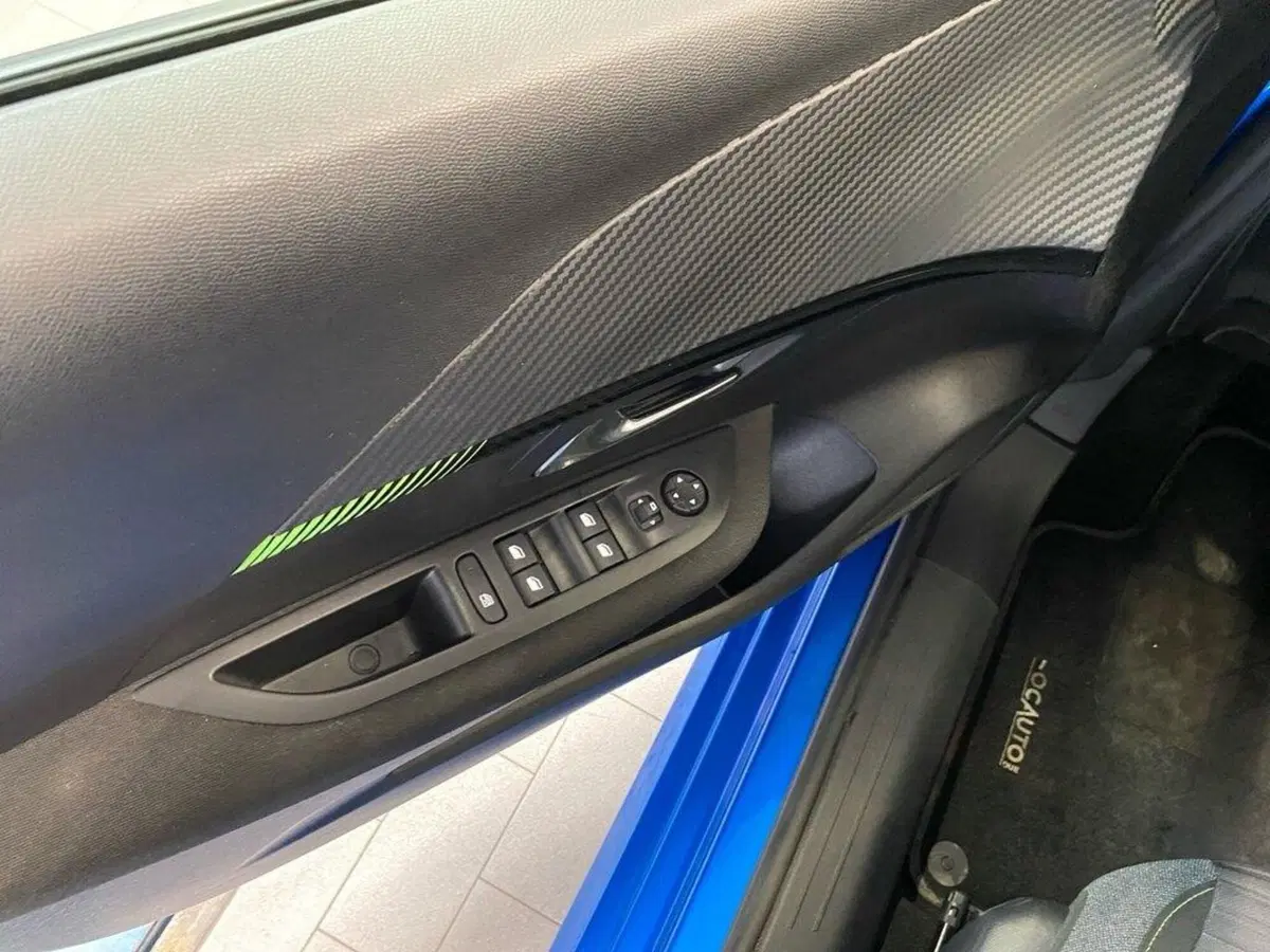 Peugeot 208 usata a Torino (14)