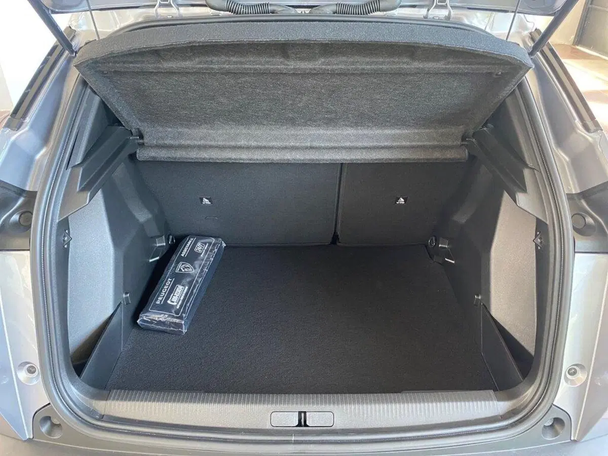 Peugeot 2008 nuova a Torino (9)