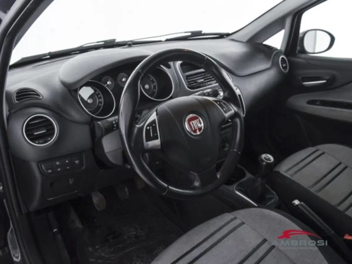 Fiat Punto Evo usata a Perugia (8)