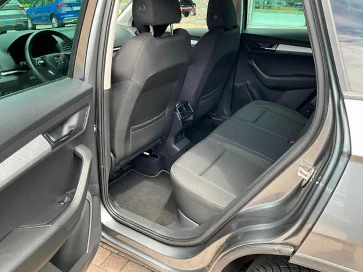 Skoda Karoq usata a Sondrio (11)