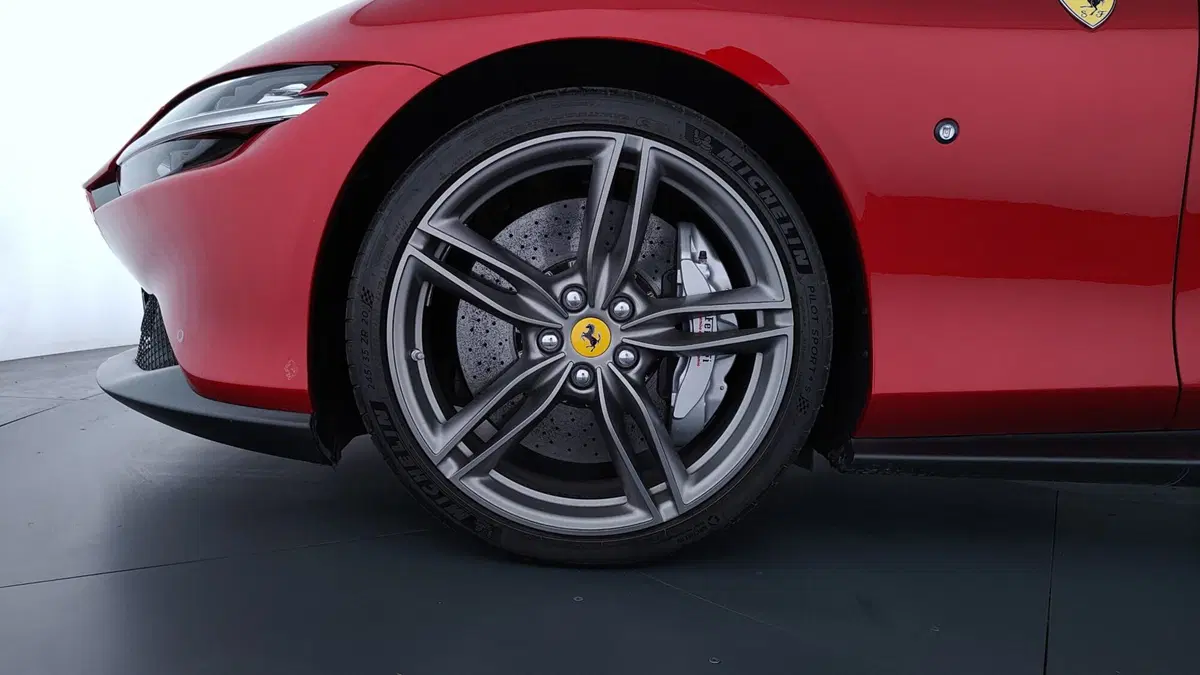 Ferrari Roma Coupé usata a Perugia (10)