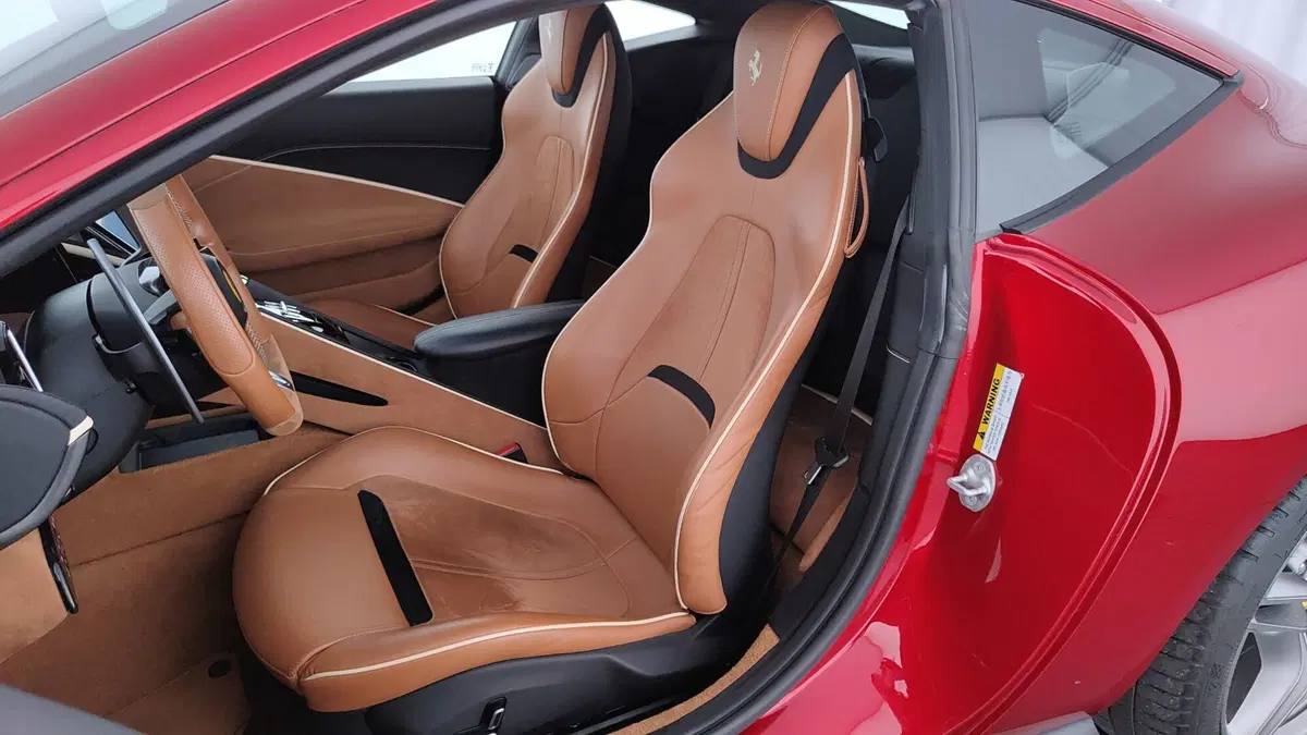 Ferrari Roma Coupé usata a Perugia (15)