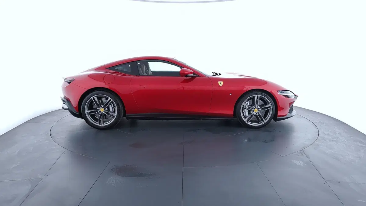 Ferrari Roma Coupé usata a Perugia (4)
