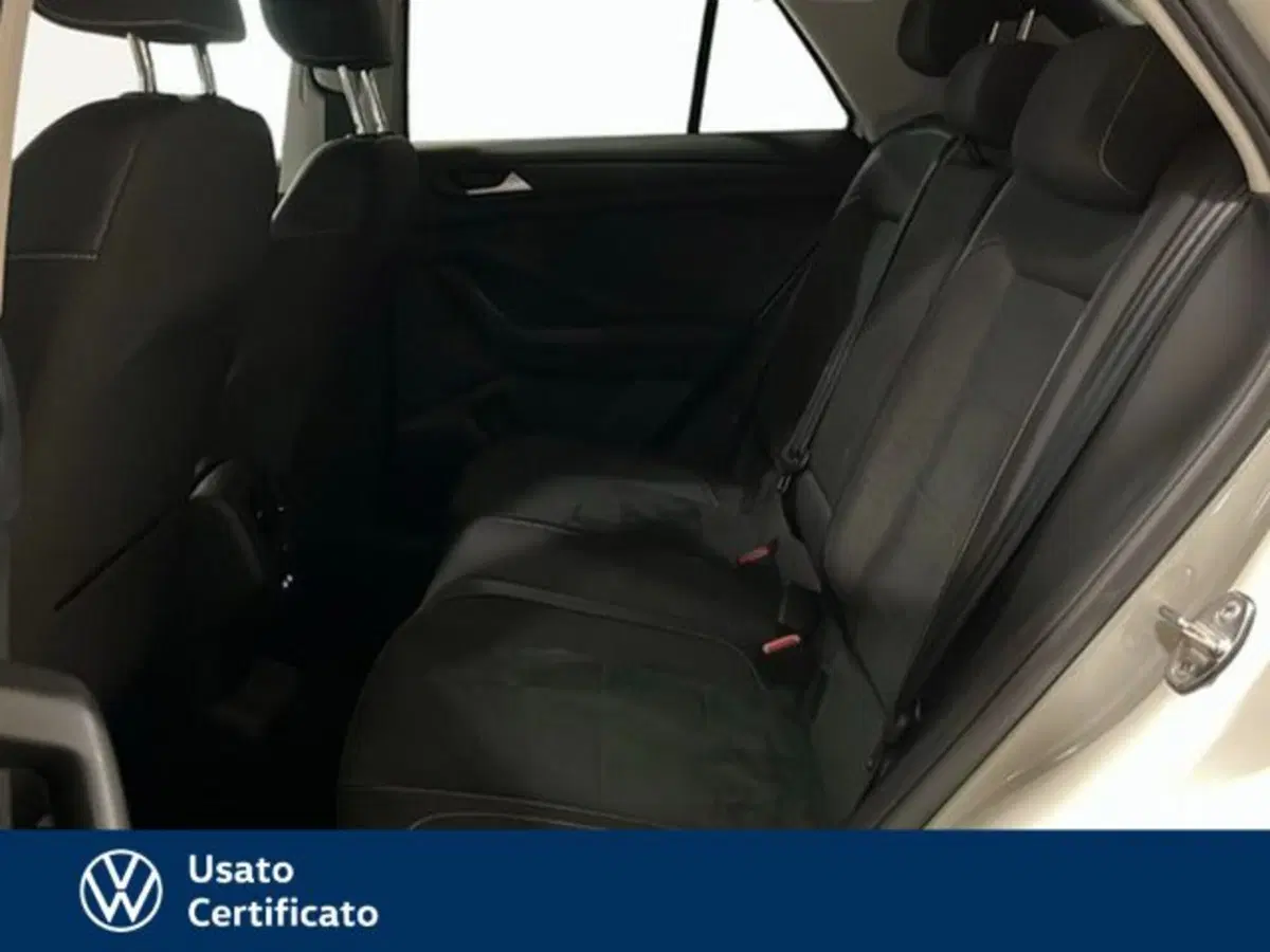 Volkswagen T-Roc usata a Vicenza (12)