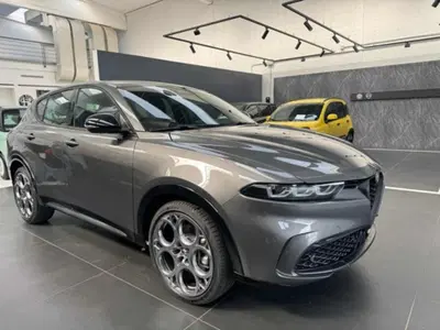 Alfa Romeo Tonale 1.5 hybrid Sprint 160cv tct7 nuova a Vercelli