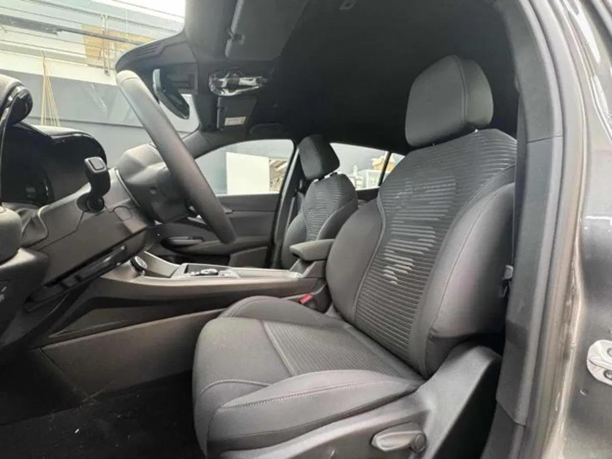 Alfa Romeo Tonale nuova a Vercelli (11)