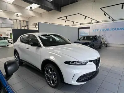 Alfa Romeo Tonale 1.5 hybrid Sprint 160cv tct7 nuova a Vercelli