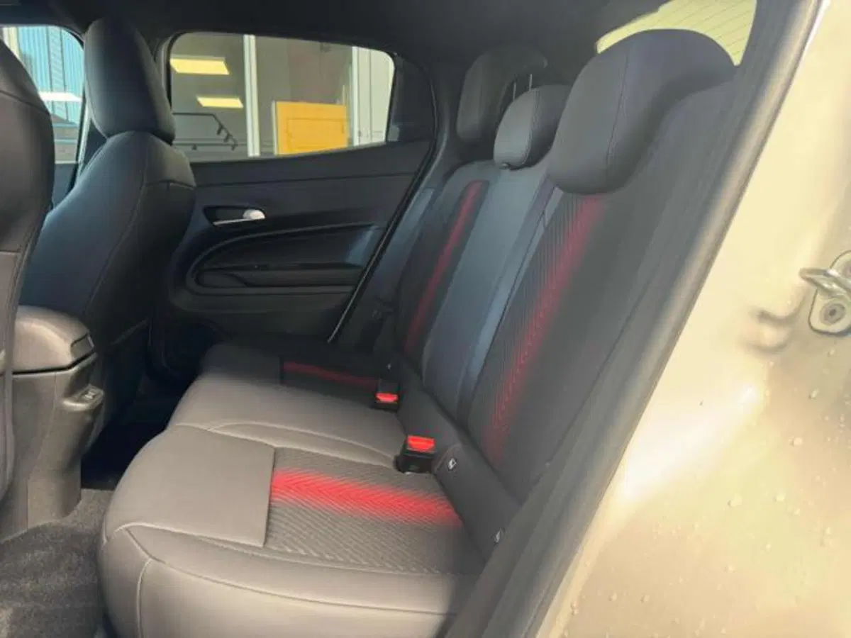 Alfa Romeo Junior nuova a Vercelli (13)