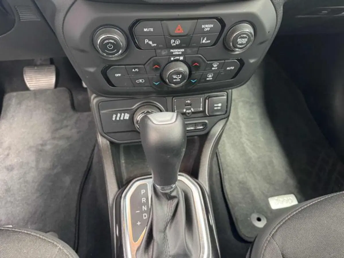 Jeep Renegade usata a Vercelli (11)