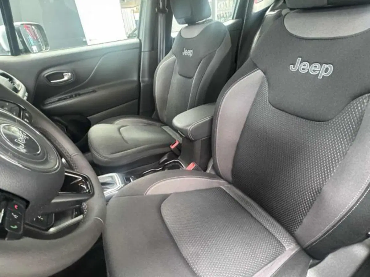 Jeep Renegade usata a Vercelli (14)