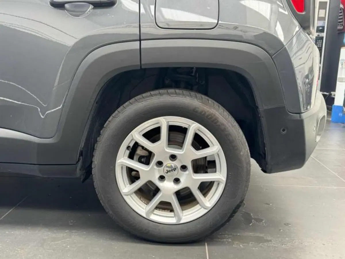 Jeep Renegade usata a Vercelli (19)
