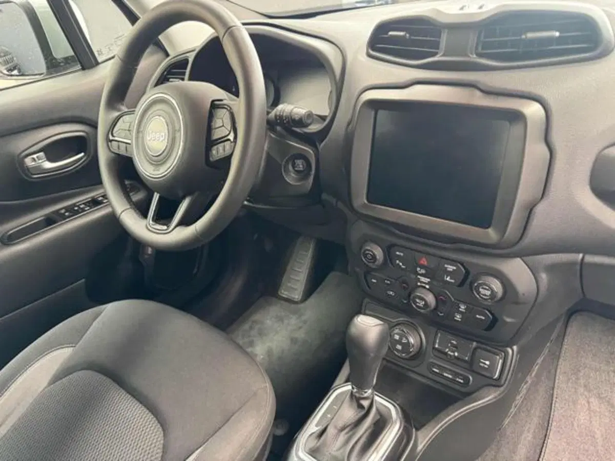Jeep Renegade usata a Vercelli (9)