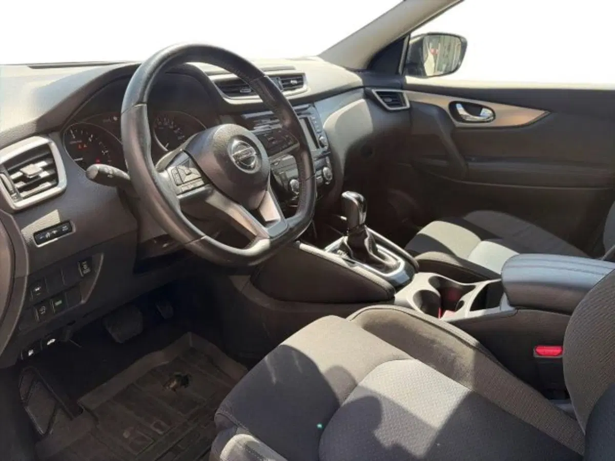Nissan Qashqai usata a Sassari (7)