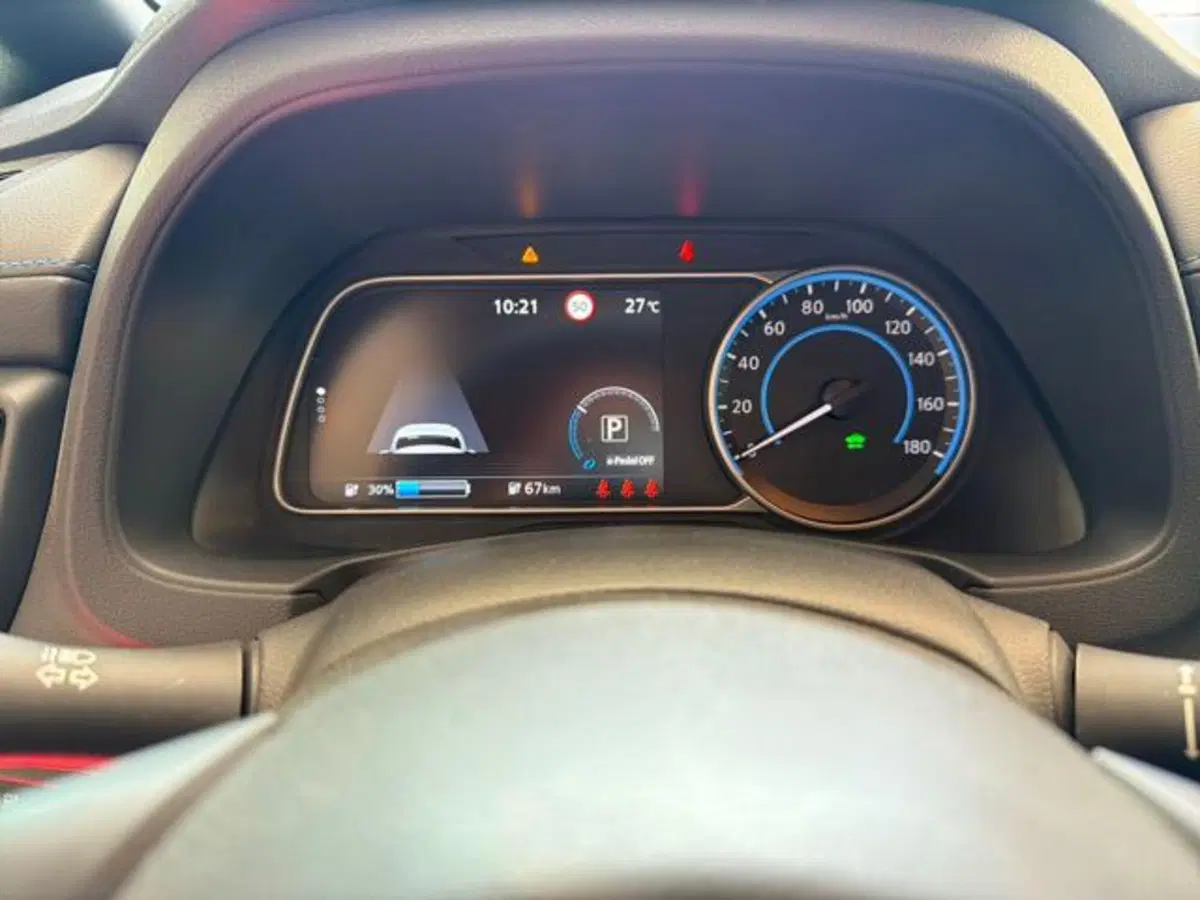 Nissan Leaf usata a Sassari (10)