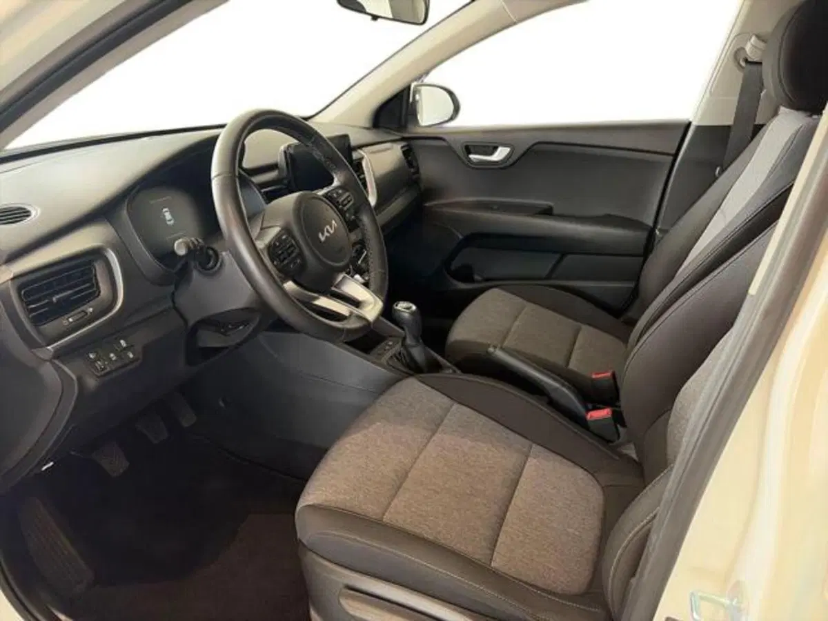 Kia Stonic usata a Sassari (6)