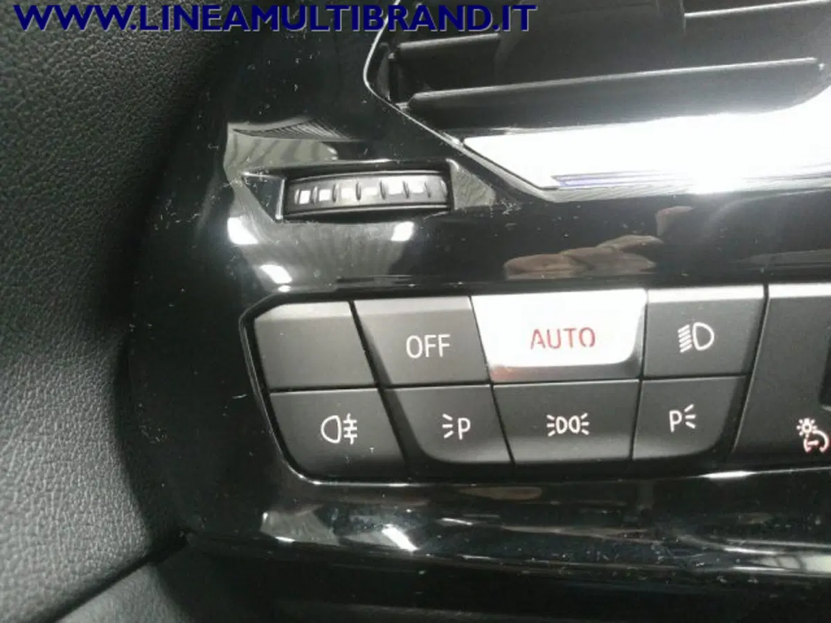 BMW Z4 Cabrio usata a Piacenza (15)