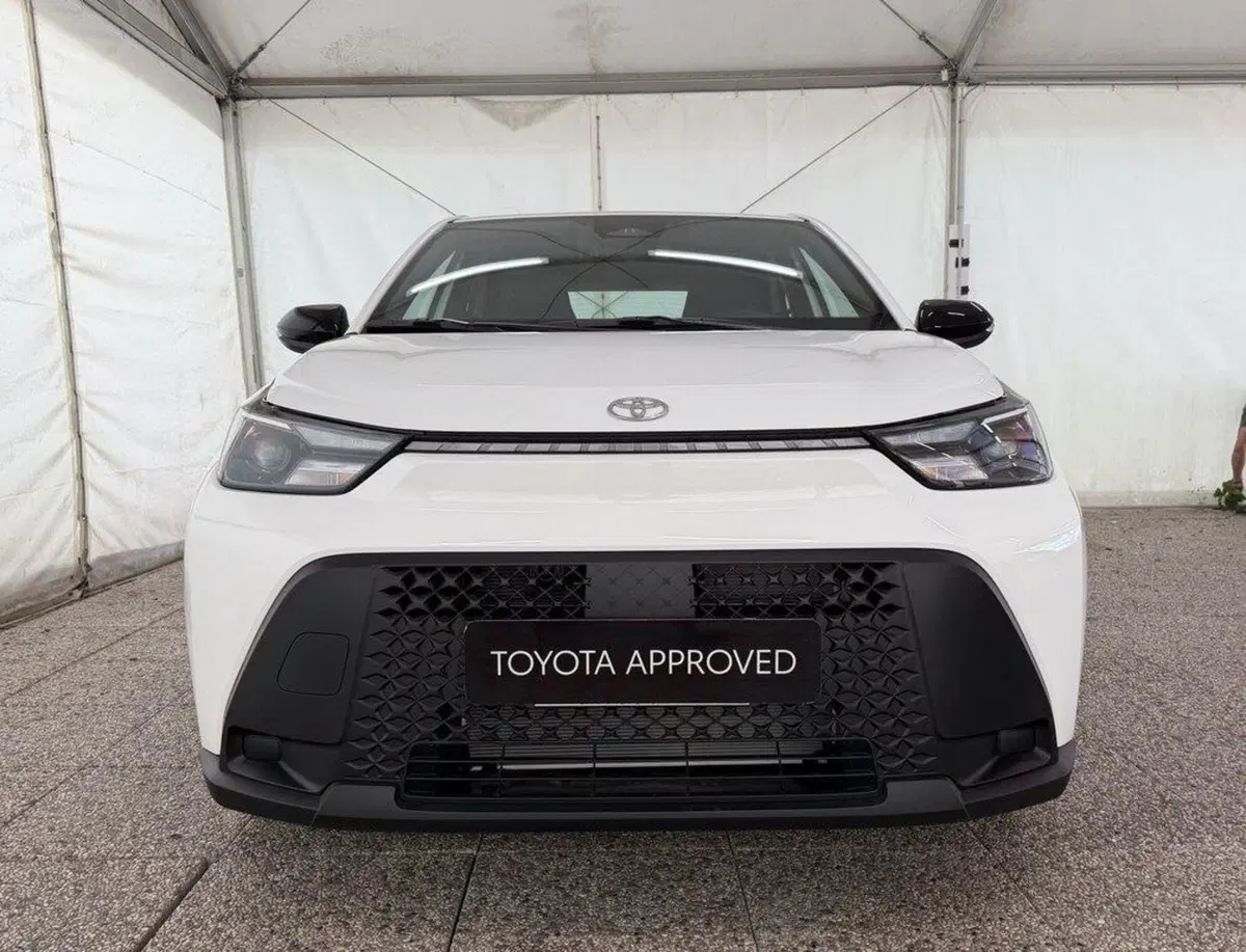 Toyota Aygo X nuova a Monza e Brianza (2)
